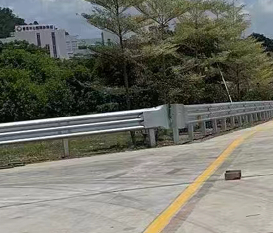 波形護欄